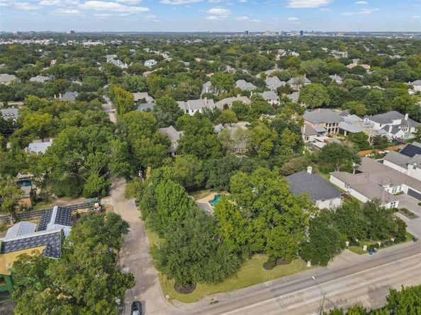 6207  Walnut Hill Lane , Dallas Texas 75230