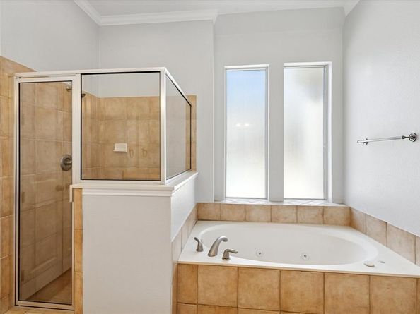 1008  Ohio Court , Kennedale Texas 76060