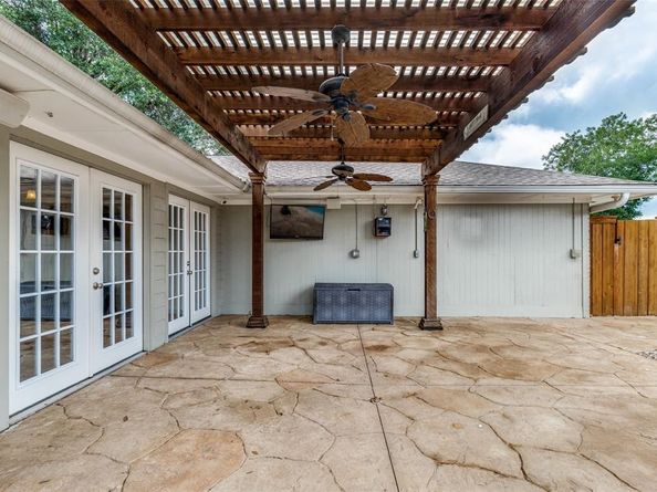 1020  Nottingham Drive , Carrollton Texas 75007