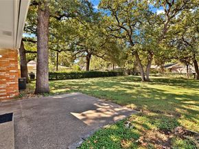 1515  Senter Road , Irving Texas 75060