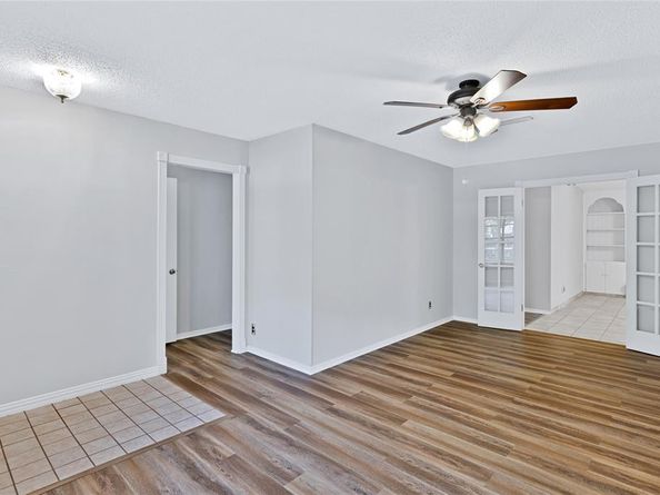 1515  Senter Road , Irving Texas 75060