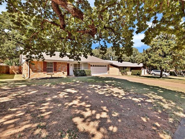 1515  Senter Road , Irving Texas 75060