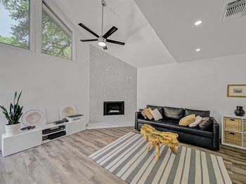 4623  Country Creek Drive 