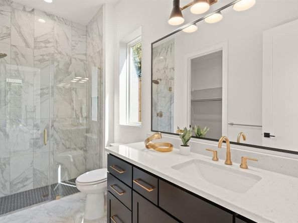 10321  Lanshire Drive , Dallas Texas 75238