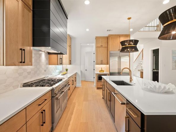 10321  Lanshire Drive , Dallas Texas 75238