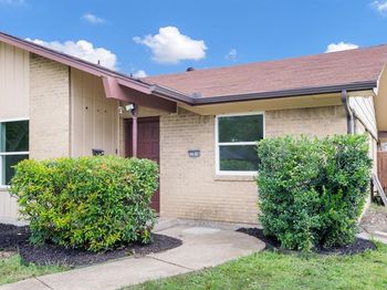 12816/12818  Pandora Drive 