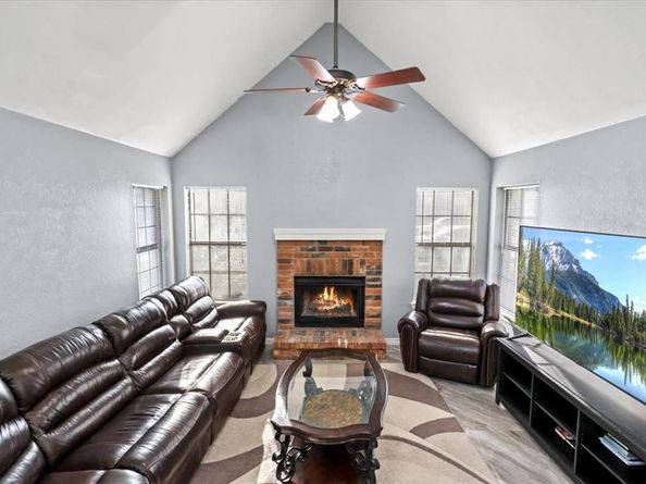 4002  Bond Street , Rowlett Texas 75088