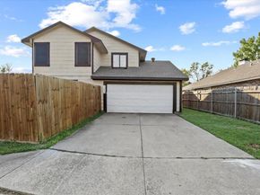 4002  Bond Street , Rowlett Texas 75088