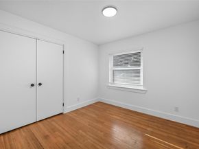 2251  Hartline Drive , Dallas Texas 75228