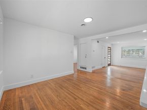 2251  Hartline Drive , Dallas Texas 75228