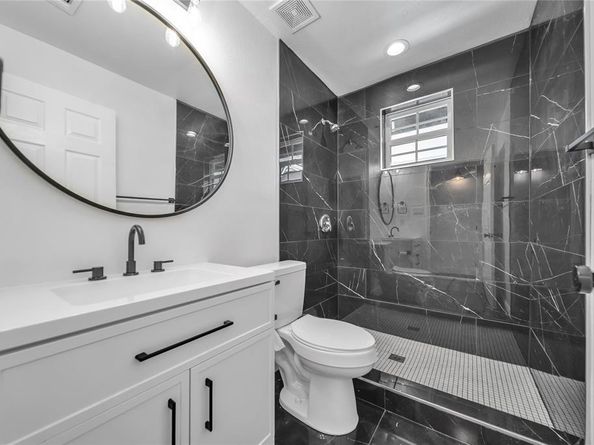 2507  Emmett Street , Dallas Texas 75211