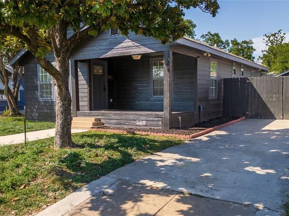 2507  Emmett Street , Dallas Texas 75211