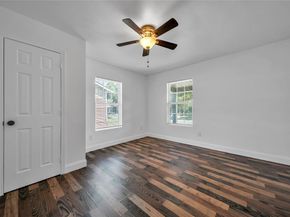 2507  Emmett Street , Dallas Texas 75211