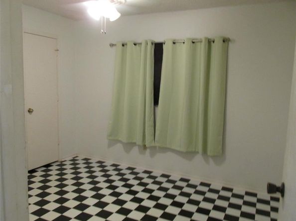 2614  Carrington Lane , Grand Prairie Texas 75052