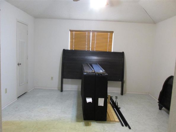 2614  Carrington Lane , Grand Prairie Texas 75052