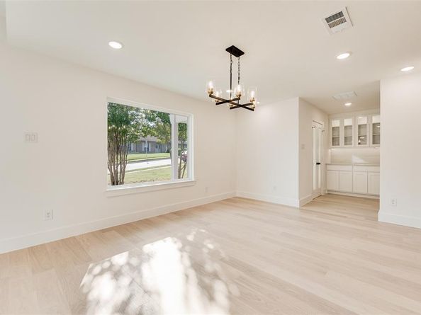 1632  Merrimac Trail , Garland Texas 75043