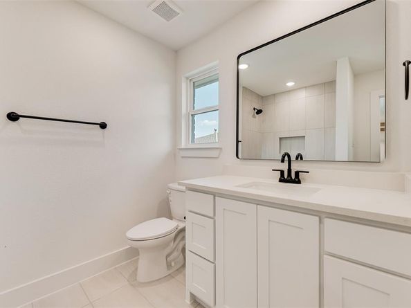 1632  Merrimac Trail , Garland Texas 75043