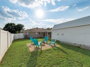 1632  Merrimac Trail , Garland Texas 75043