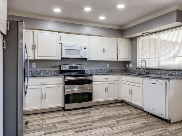 11826  Leisure Drive , Dallas Texas 75243
