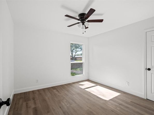 11832  Cromwell Drive , Dallas Texas 75234