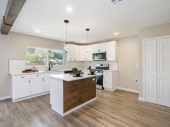 6402  Faircove Circle , Garland Texas 75043