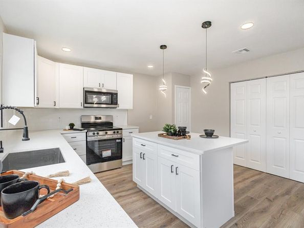 6402  Faircove Circle , Garland Texas 75043