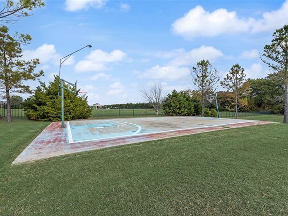 255  Yankee Creek Road , Heath Texas 75032