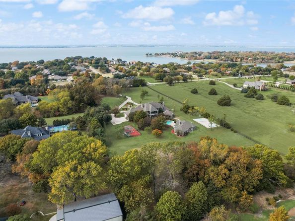 255  Yankee Creek Road , Heath Texas 75032