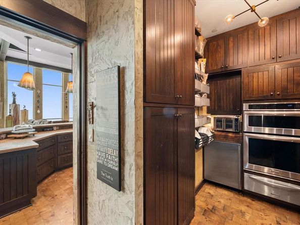 500  Throckmorton Street  3512, Fort Worth Texas 76102