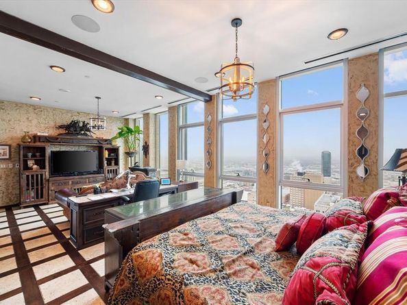 500  Throckmorton Street  3512, Fort Worth Texas 76102