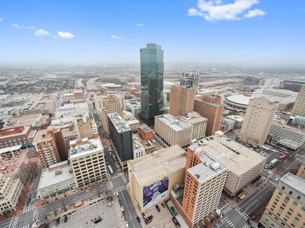 500  Throckmorton Street  3512, Fort Worth Texas 76102