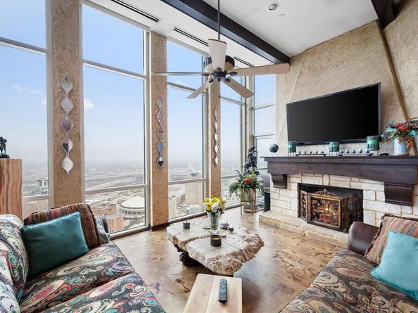 500  Throckmorton Street  3512, Fort Worth Texas 76102