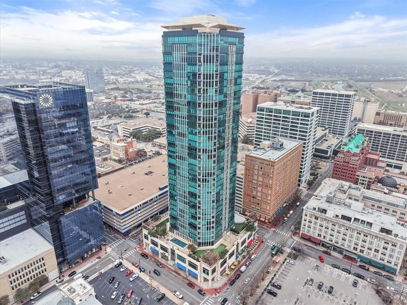 500  Throckmorton Street  3512, Fort Worth Texas 76102