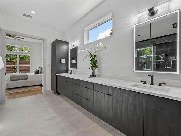 4511  Stigall Drive , Dallas Texas 75209