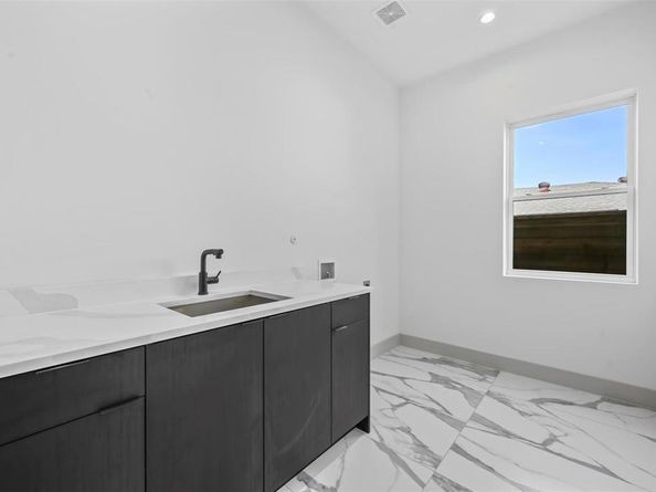 4511  Stigall Drive , Dallas Texas 75209