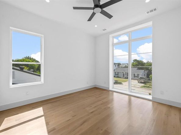 4511  Stigall Drive , Dallas Texas 75209