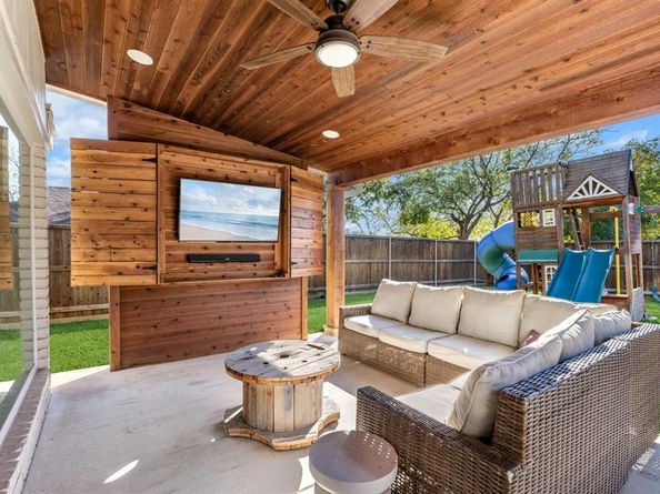 3803  Virginia Pine Circle , Carrollton Texas 75007