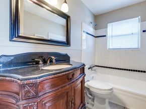 7235  Syracuse Drive , Dallas Texas 75214