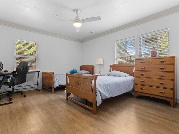 4809  waldron Avenue , Fort Worth Texas 76133