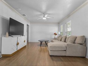 4809  waldron Avenue , Fort Worth Texas 76133