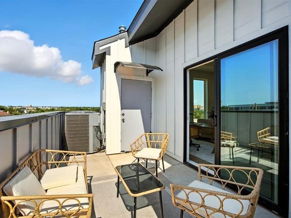 312 N Lancaster Avenue  Bldg 1, Dallas Texas 75203