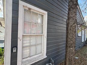 3705 S Littlejohn Avenue , Fort Worth Texas 76105