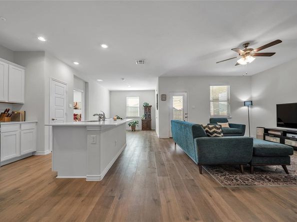 619  Gatecrest Drive , Fate Texas 75087