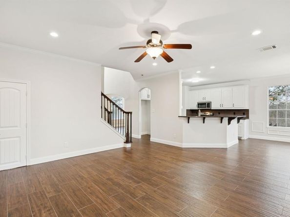 2770 S Lakeview Drive , Cedar Hill Texas 75104