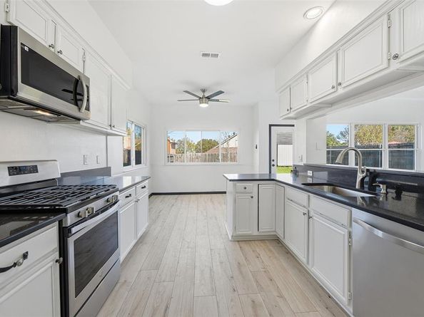 10120  Long Rifle Drive , Fort Worth Texas 76108