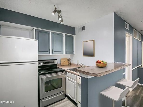 2311  Balsam Drive  H307, Arlington Texas 76006