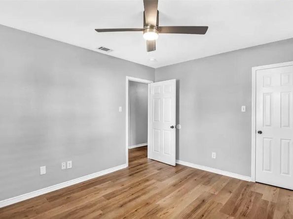 1915  Shaw Street , Dallas Texas 75212