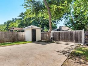 1915  Shaw Street , Dallas Texas 75212