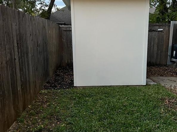 1915  Shaw Street , Dallas Texas 75212