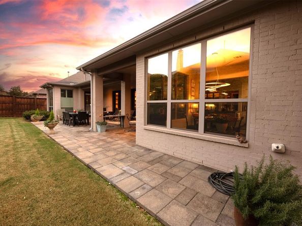 3012  Mulholland Street , Highland Village Texas 75077